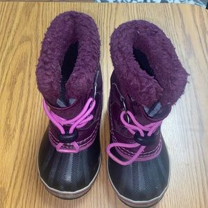 Sorel girls snow boots